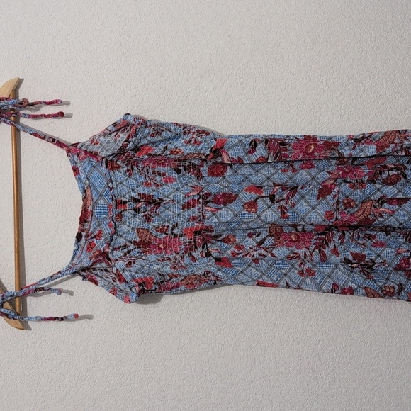 4/$12 Knox Rose Blue Red Floral Smocked Bodice Tiered Skirt Midi Dress - Picture 6 of 11